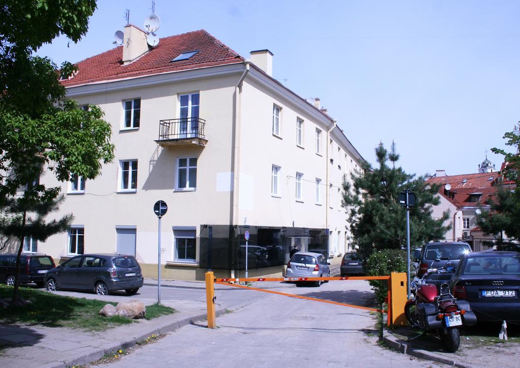Old Town Apartment Antokolskio VNO Dış mekan fotoğraf